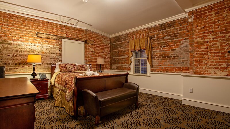 Publick House Hotel - Gallery Photo 13
